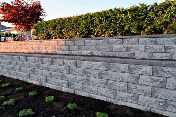 Concrete Retaining Wall Installation in Vacaville