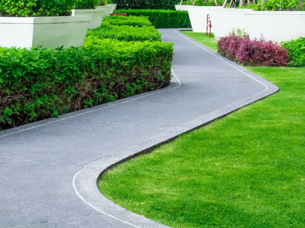 Walkway Curb Installation in Vacaville